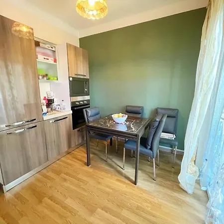 Suite Galilei ☆☆☆☆☆ *